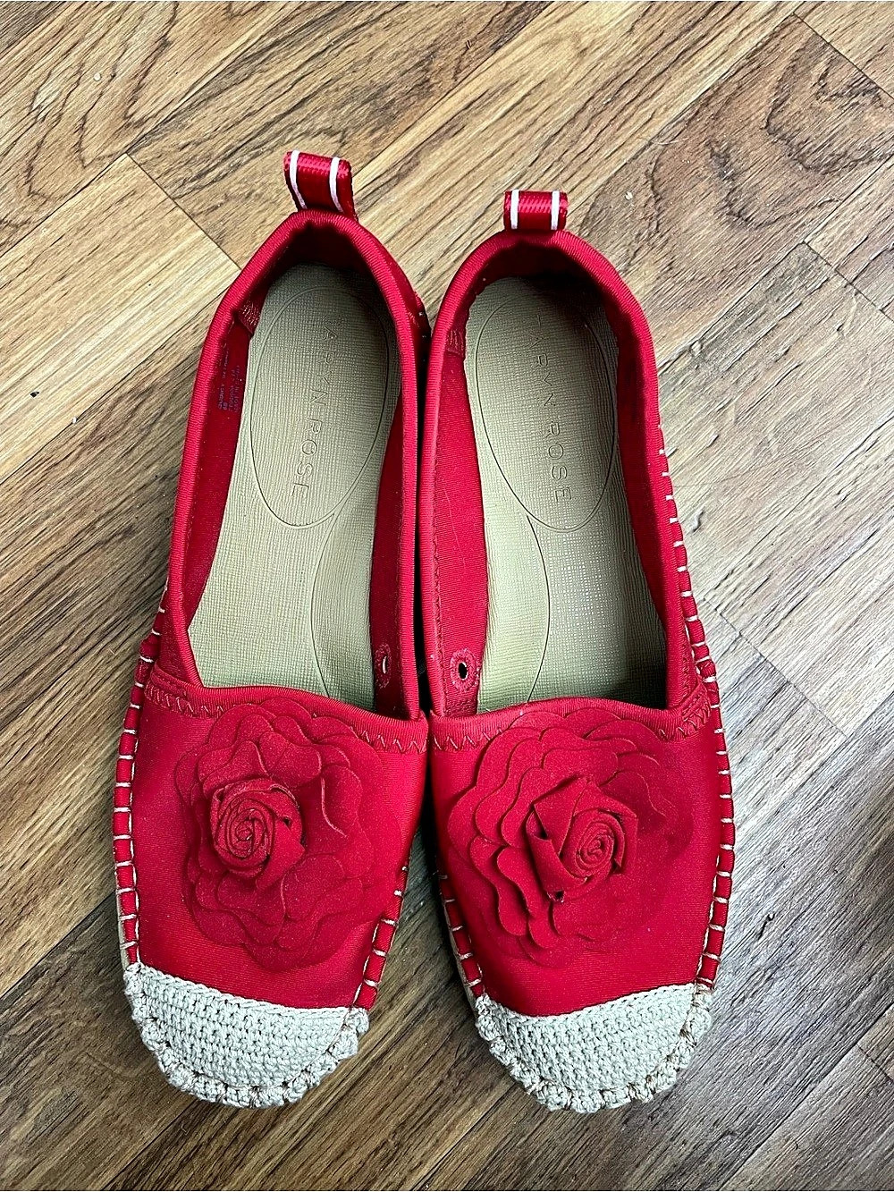 Taryn Rose Floral Espadrille Flats Red & Cream US 7